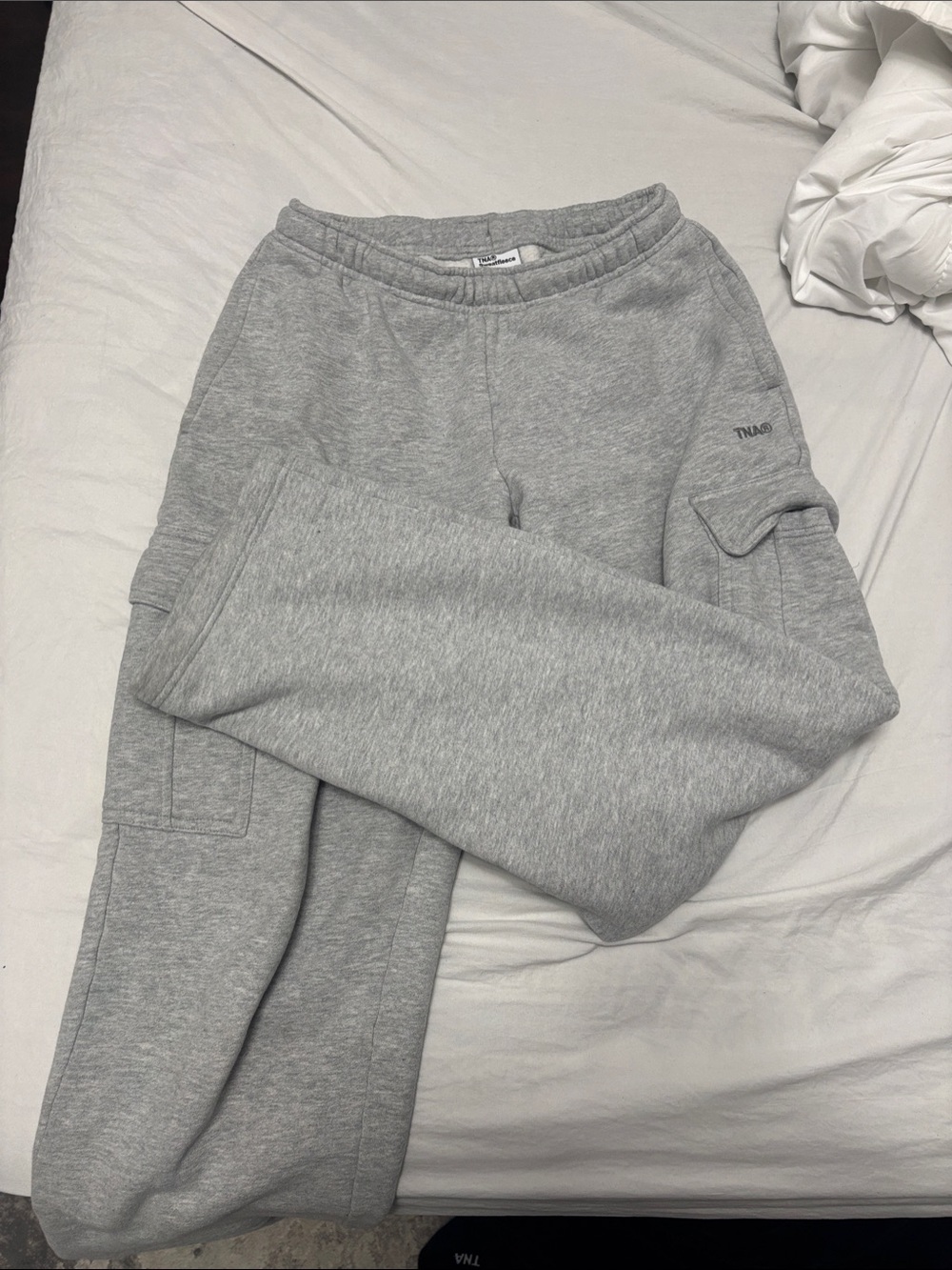 Aritzia Mega Fit Heather Chrome Cargo Sweatpants